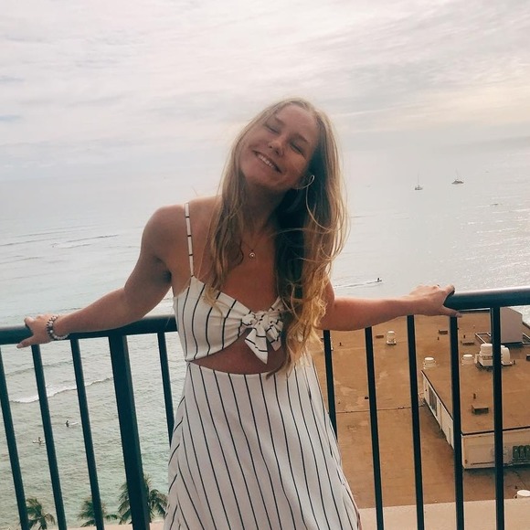 Meet your Posher, Bailey - Picture 1 of 1